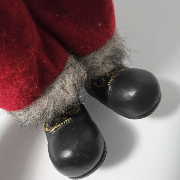 Festive Santa Claus Doll in Red Outfit - Picture 4 of 8